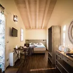 Alloggio per agriturismo Podere Zampiera Vecchia *