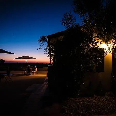 Podere Zampiera Vecchia Farm stay